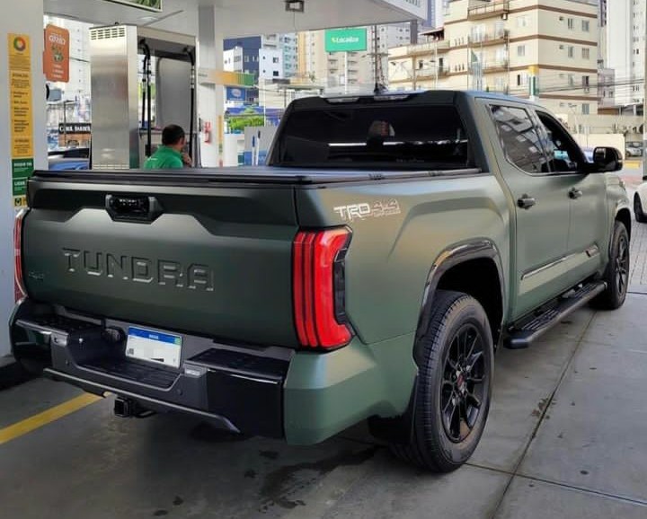 Toyota Tundra 2024 Matt Green rear 